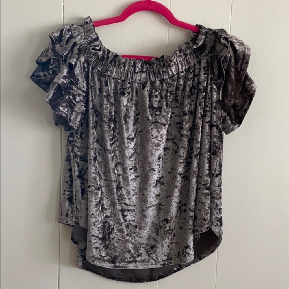 Umgee Crushed Velvet Off Shoulder Top Sz M BNWT